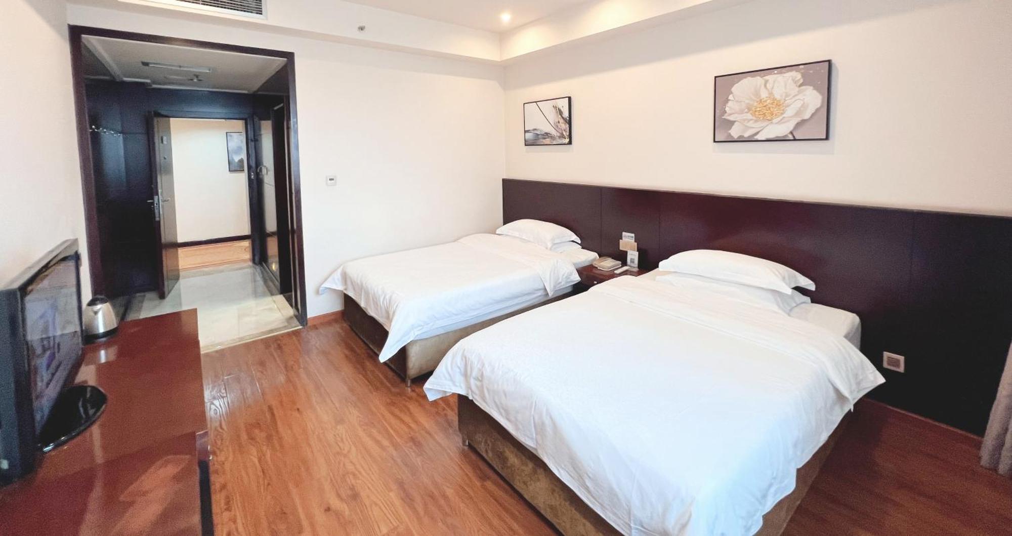 Chengdu Joyhub Cheer Hotel Shuangliu Екстериор снимка